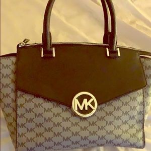 Used Authentic MK Hand Bag